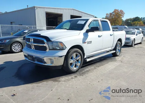 2015 Ram 1500 Lone Star z USA, uszkodzony, nr VIN 1C6RR6LT4FS582341